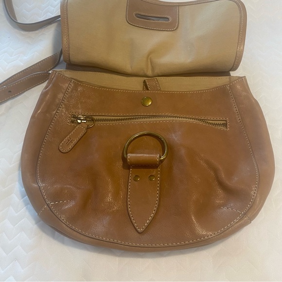 Frye Amy Leather Crossbody Bag Camel - Picture 2 of 12